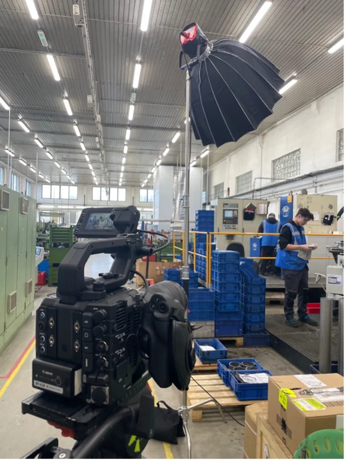 Use case of C400 on shoot of assembly line.